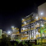 【満席】9/20(土)開催＊おとなの遠足写真部”pic”2025「好みの色温度で工場夜景を撮る！」